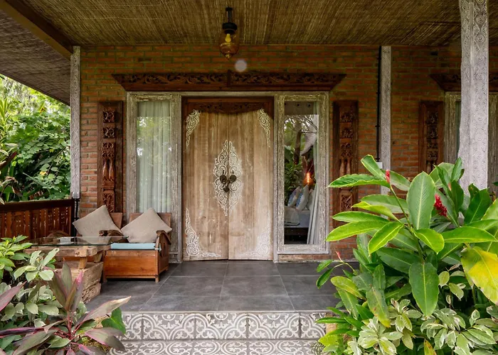Joglo Retreat Проживание в семье Чангу